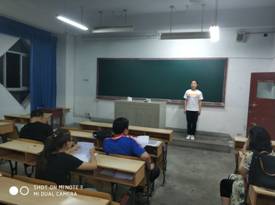 冯经理